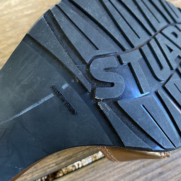 New Stuart Weitzman Metallic Peep Toe Block Heels - Picture 15 of 16